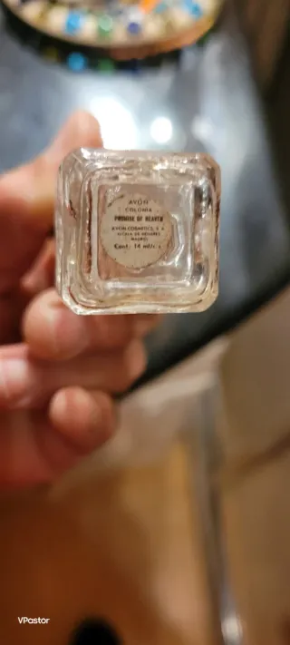 2 Miniaturas Perfume Avon Doradas