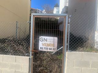 Terreno en venta en Miraflores de la Sierra
