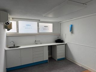 Local comercial en venta en Cuatro Caminos en Santander