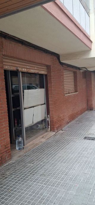 Local comercial en venta en Sant Ildefons en Cornellà de Llobregat