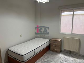 Piso en alquiler en Centro en Cáceres