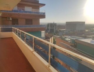 Piso en alquiler en Barrio de Zaidín en Granada