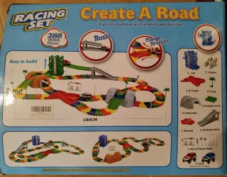 Pista de coches con accesorios