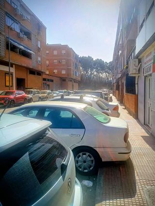 Local comercial en venta en Reyes Católicos en Alcalá de Henares