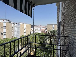 Piso en venta en Nervión en Sevilla