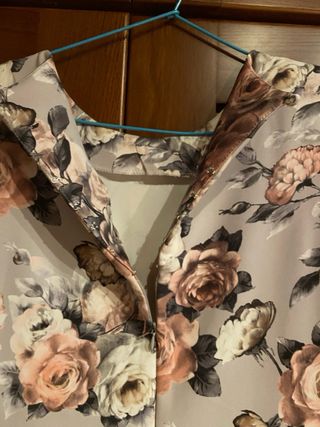 Vestido floral manga larga