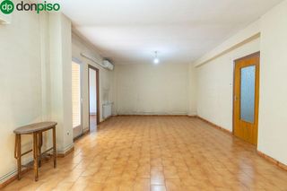 Piso en venta en Camino de Ronda - Rosaleda en Granada