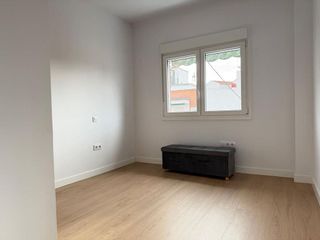 Piso en alquiler en Bellas Vistas en Madrid