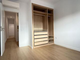 Piso en alquiler en Bellas Vistas en Madrid