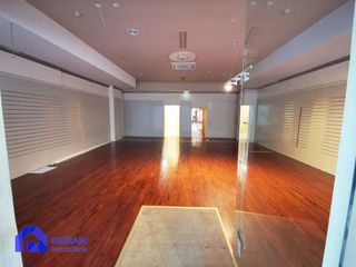 Local comercial en alquiler en Zona Teatro Campoamor en Oviedo