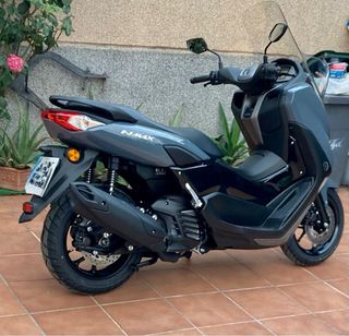 Yamaha NMAX 125 Scooter