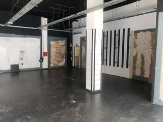 Local comercial en alquiler en Centre en Tortosa