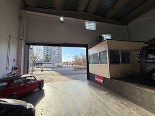 Nave industrial en venta en Segle XX en Terrassa