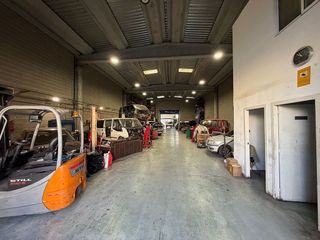 Nave industrial en venta en Segle XX en Terrassa