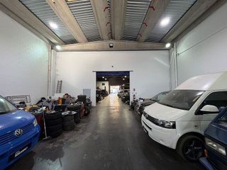 Nave industrial en venta en Segle XX en Terrassa