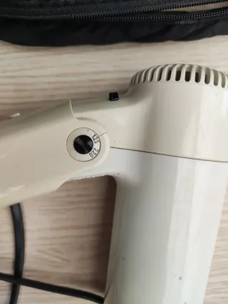 Secador de pelo plegable Braun Beige