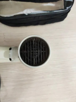 Secador de pelo plegable Braun Beige