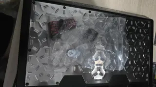 Volante Thrustmaster T248 con Pedales T-LCM.