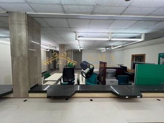 Local comercial en alquiler en Centro en Cáceres