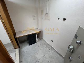 Local comercial en alquiler en Centro en Cáceres