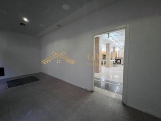 Local comercial en alquiler en Centro en Cáceres