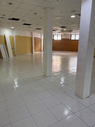 Local comercial en alquiler en El Sucre-Universitat en Vic