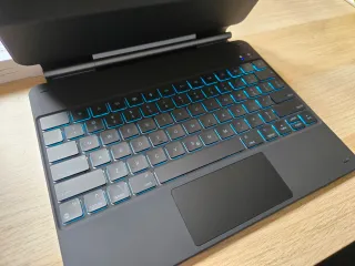 Funda Teclado ESR Magnetic Keyboard Case 360