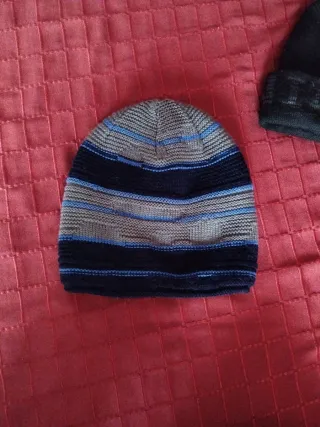 Gorros de lana varios colores