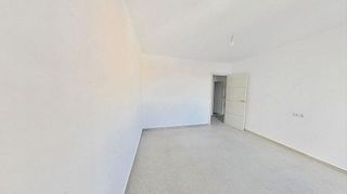 Piso en venta en Torrefiel en Valencia