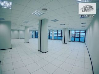 Nave industrial en venta en Casco Histórico de Vallecas en Madrid