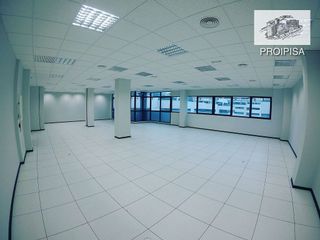 Nave industrial en venta en Casco Histórico de Vallecas en Madrid