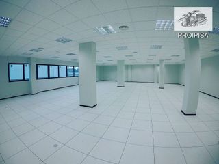 Nave industrial en venta en Casco Histórico de Vallecas en Madrid