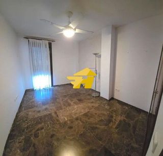 Piso en alquiler en Zona Centro en Córdoba