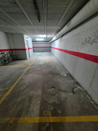 Garaje en venta en Santa Clara-Caputxins-Hospital en Vic