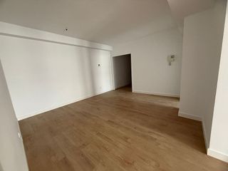 Piso en alquiler en Almagro en Madrid