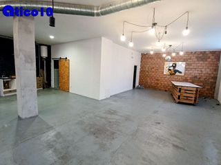 Local comercial en venta en Vallobín - La Florida en Oviedo