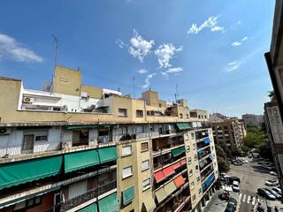 Piso en alquiler en Trinitat en Valencia