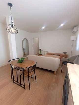 Piso en alquiler en Cuatro Caminos en Madrid