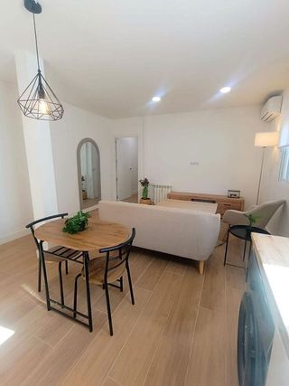 Piso en alquiler en Cuatro Caminos en Madrid
