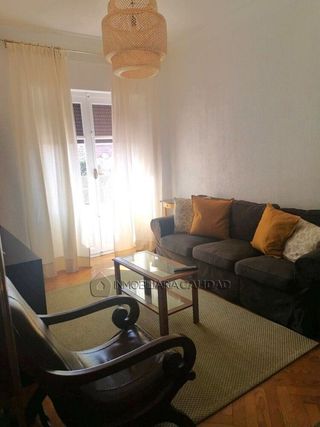 Piso en alquiler en Zona Sur en Burgos