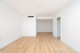 Piso en alquiler en Piovera - Conde Orgaz en Madrid