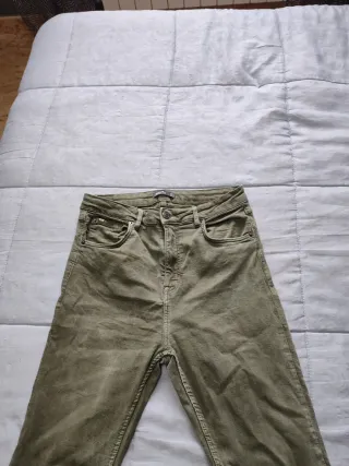 Pantalón pitillo mujer verde