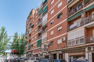Piso en venta en Pajaritos - Plaza de Toros en Granada