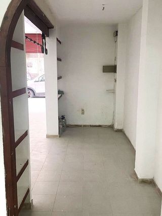 Local comercial en venta en Novelda