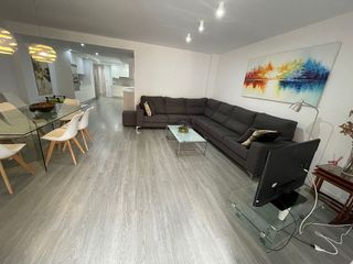 Piso en venta en Centro en Alicante