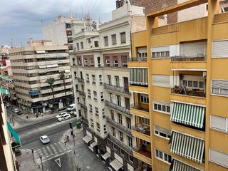 Piso en venta en Centro en Alicante