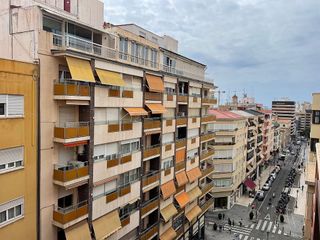Piso en venta en Centro en Alicante