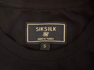 Camiseta Sik Silk Negra Hombre