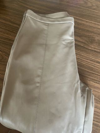 Pantalón Piel Sintética Beige Talla L