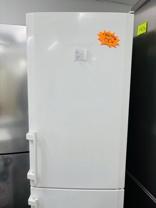 Nevera Liebherr Blanca
